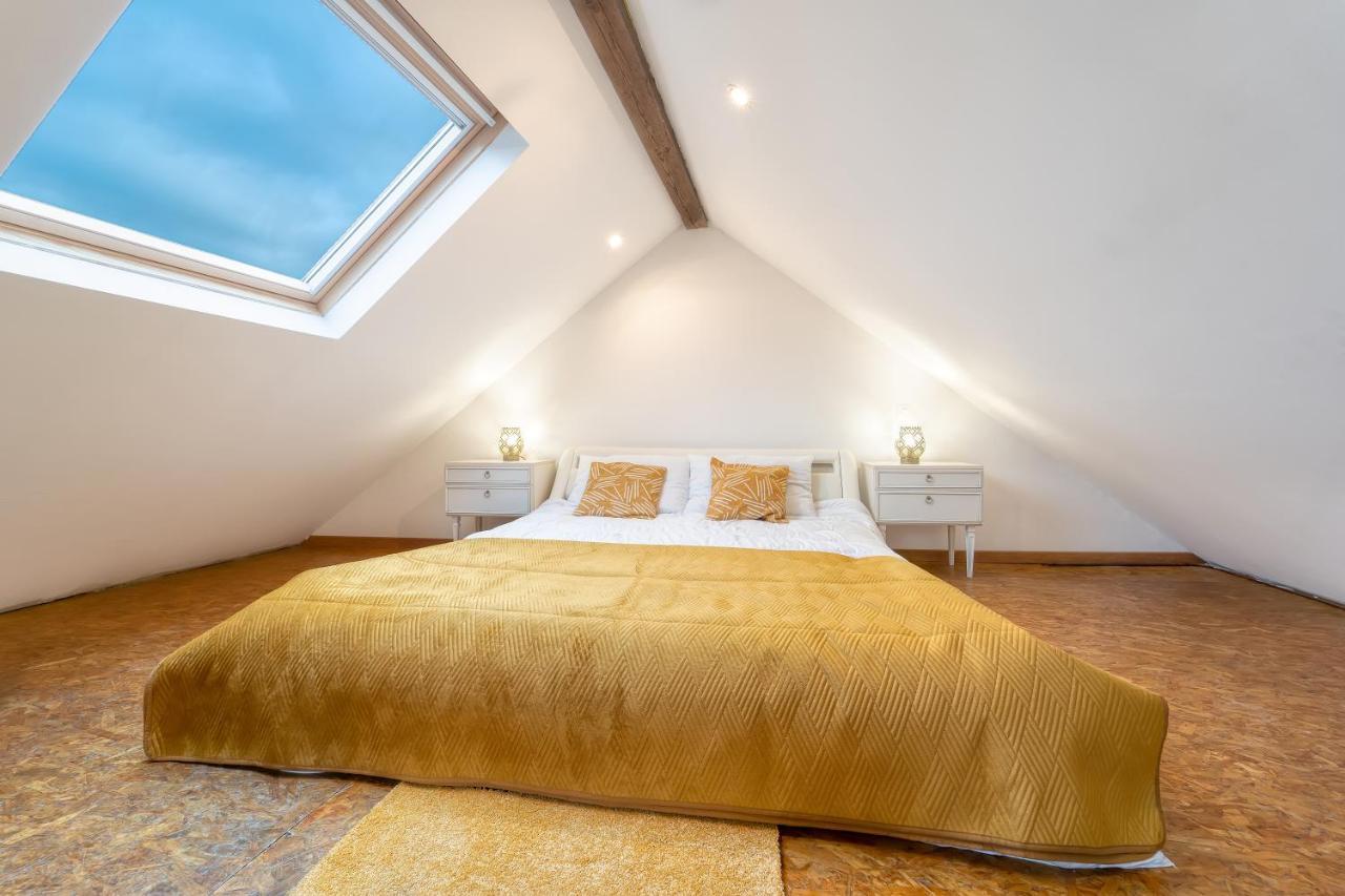 Sous Les Etoiles Metz Luxembourg Un-Sejour-A-Part Apartman Clouange Kültér fotó