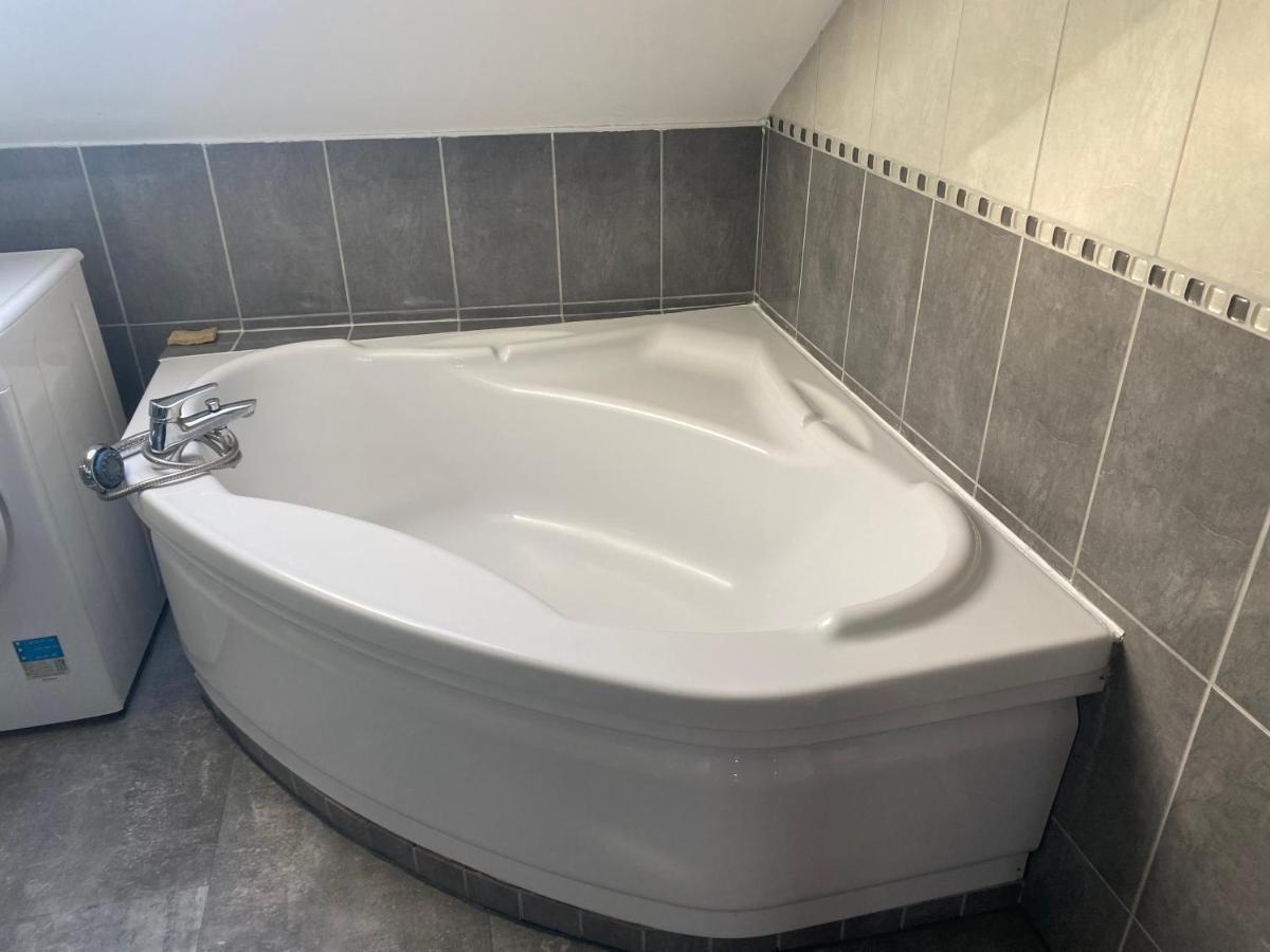 Sous Les Etoiles Metz Luxembourg Un-Sejour-A-Part Apartman Clouange Kültér fotó
